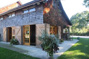 barn venue wedding